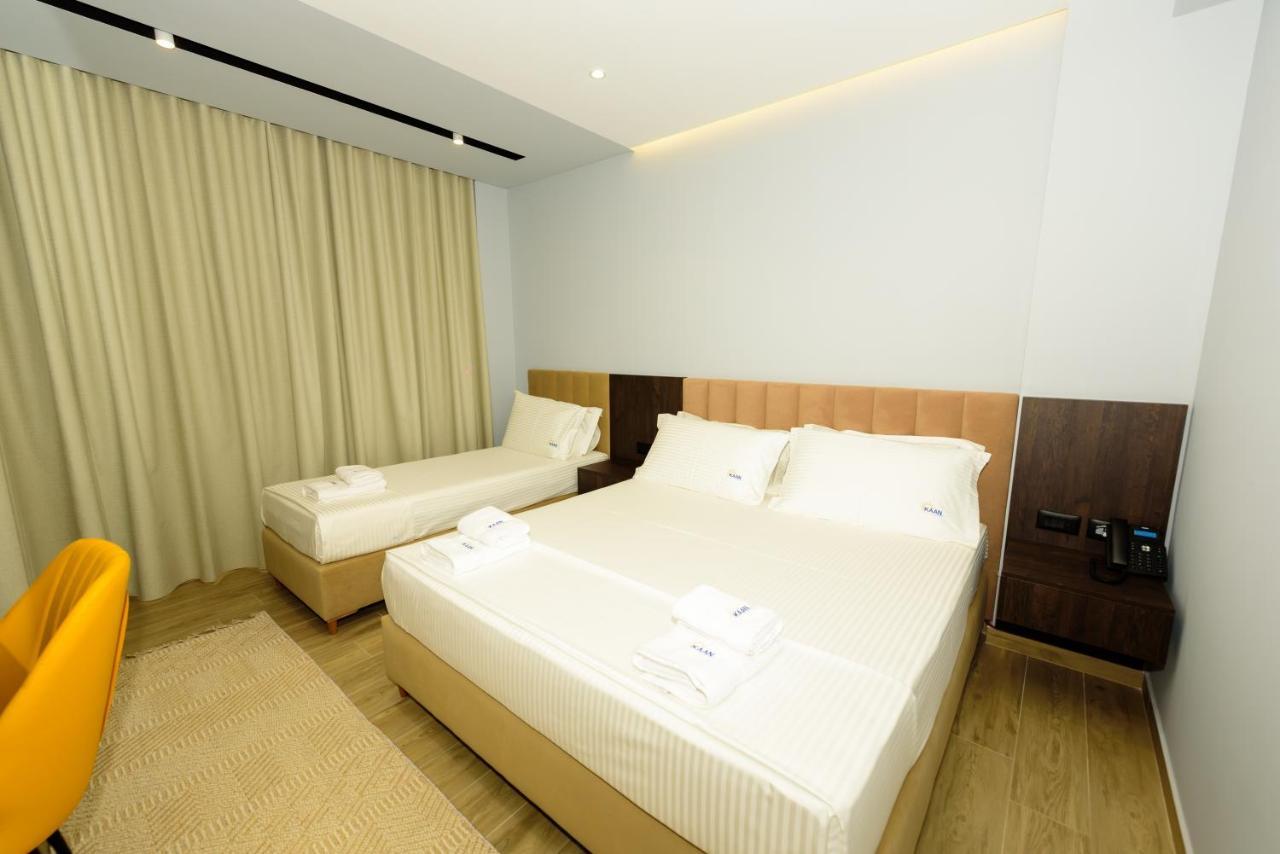 Kaan Hotel Radhimë Buitenkant foto
