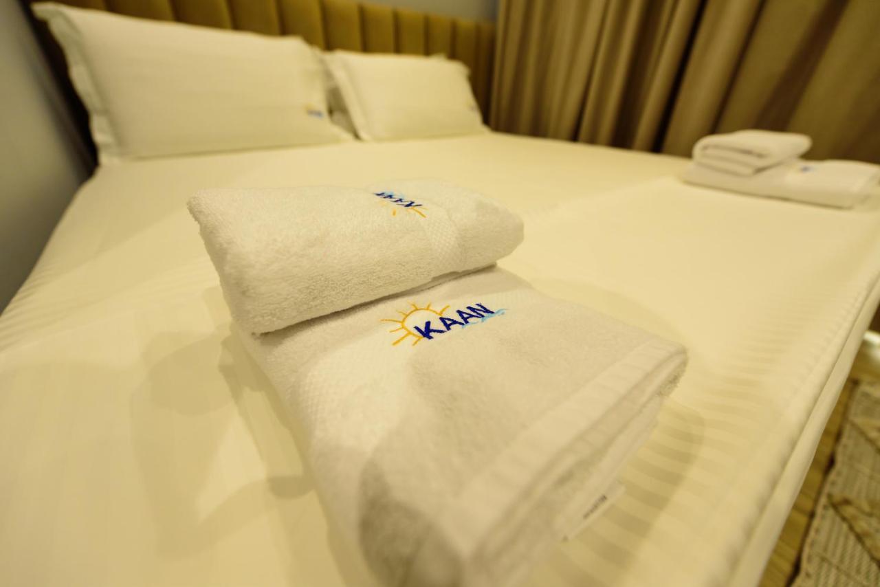 Kaan Hotel Radhimë Buitenkant foto